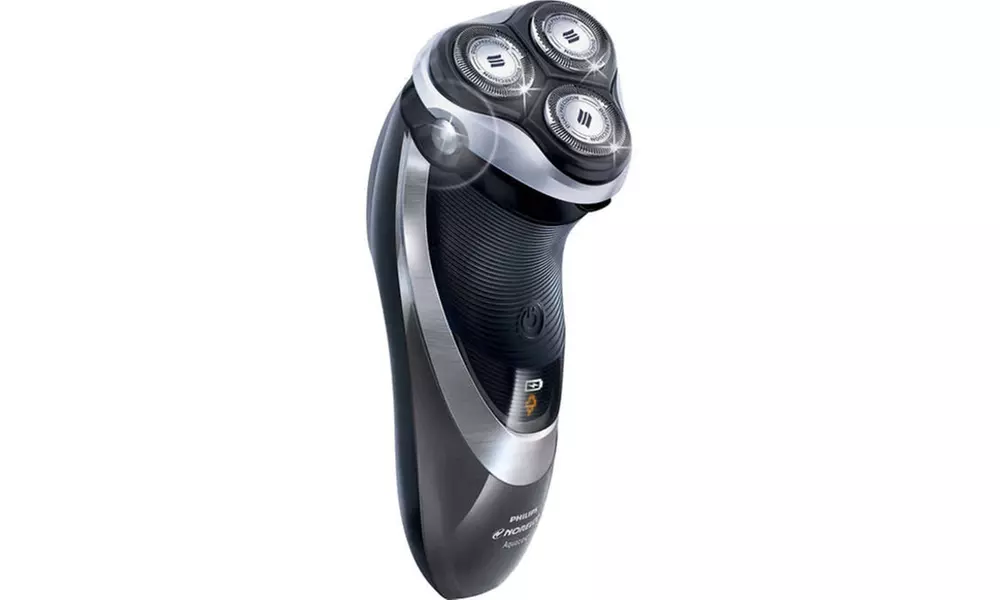 Philips Norelco AT880 Wet and Dry Electric Razor - Primary Image