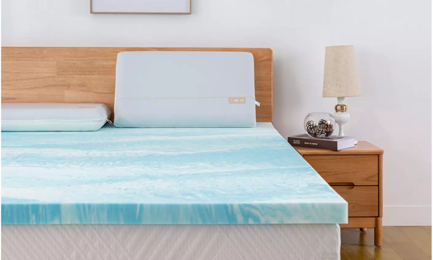 EGOHOME 2" Liquid Gel Memory Foam Mattress Topper & Zoned Comfort Pillow Bundle - Primary Image