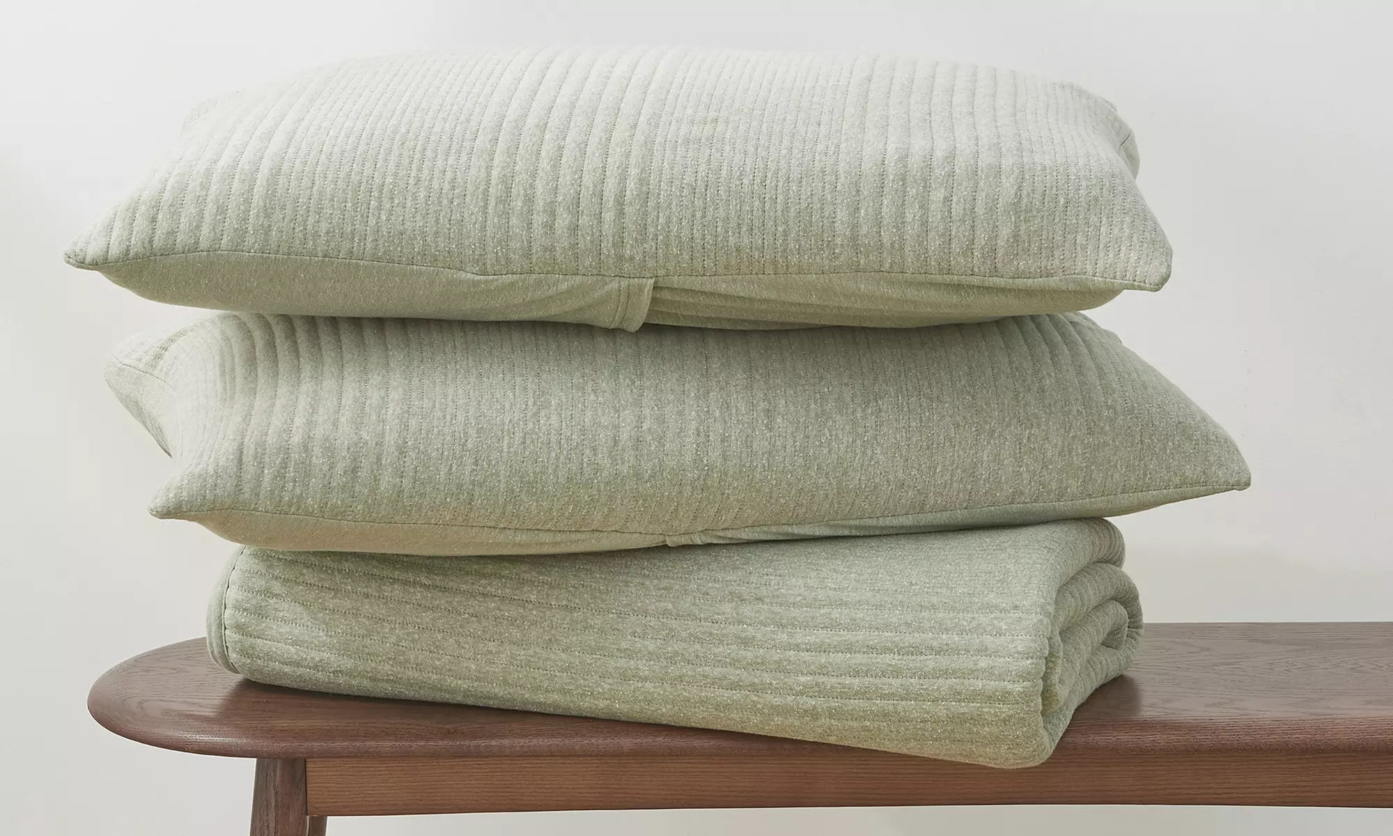 Ultra Soft Cotton Blend Jersey Knit Quilt Set