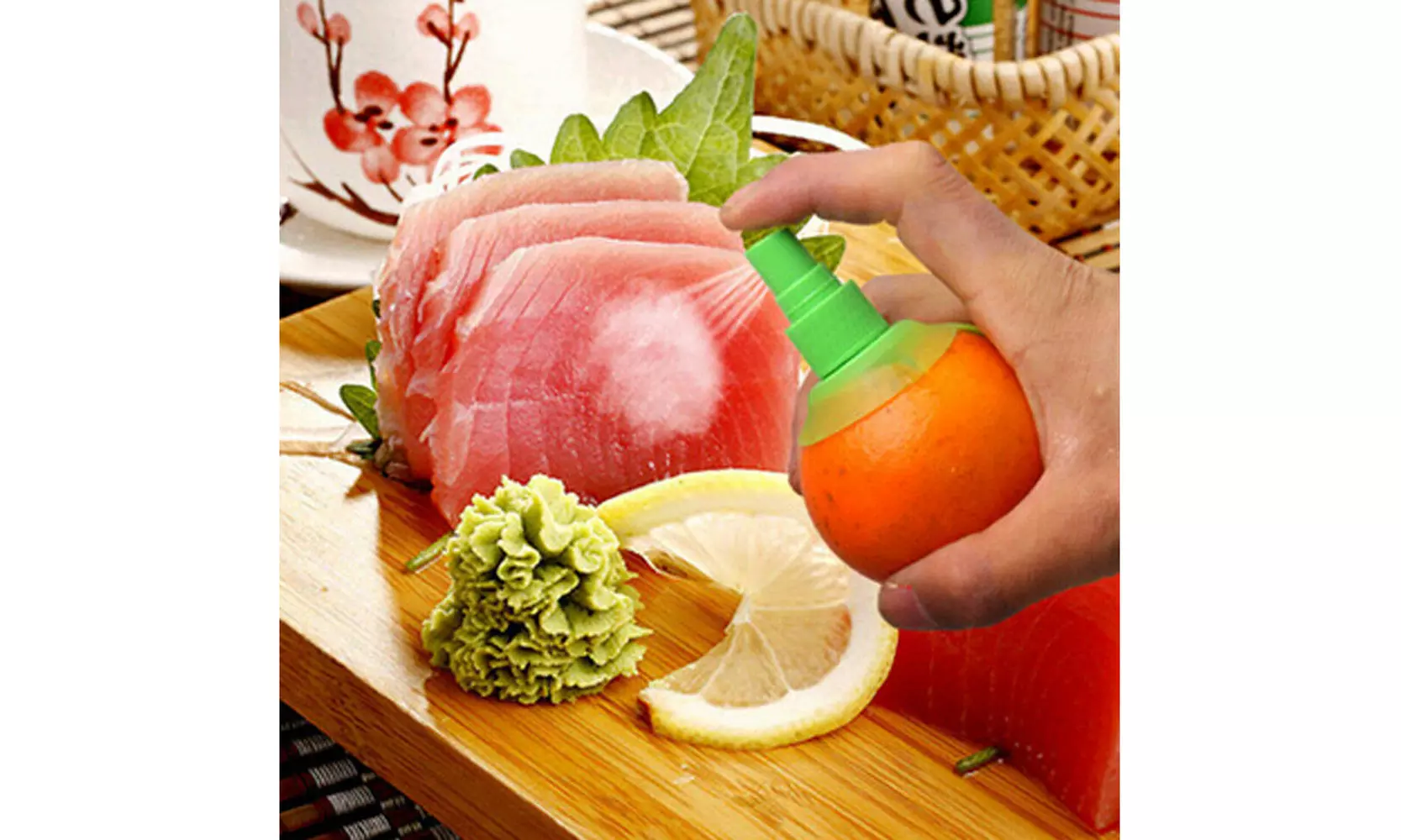 Essential Kitchen Gadget Lemon Lime Sprayer Fruit Citrus Spritzer Squeezer - Image 6