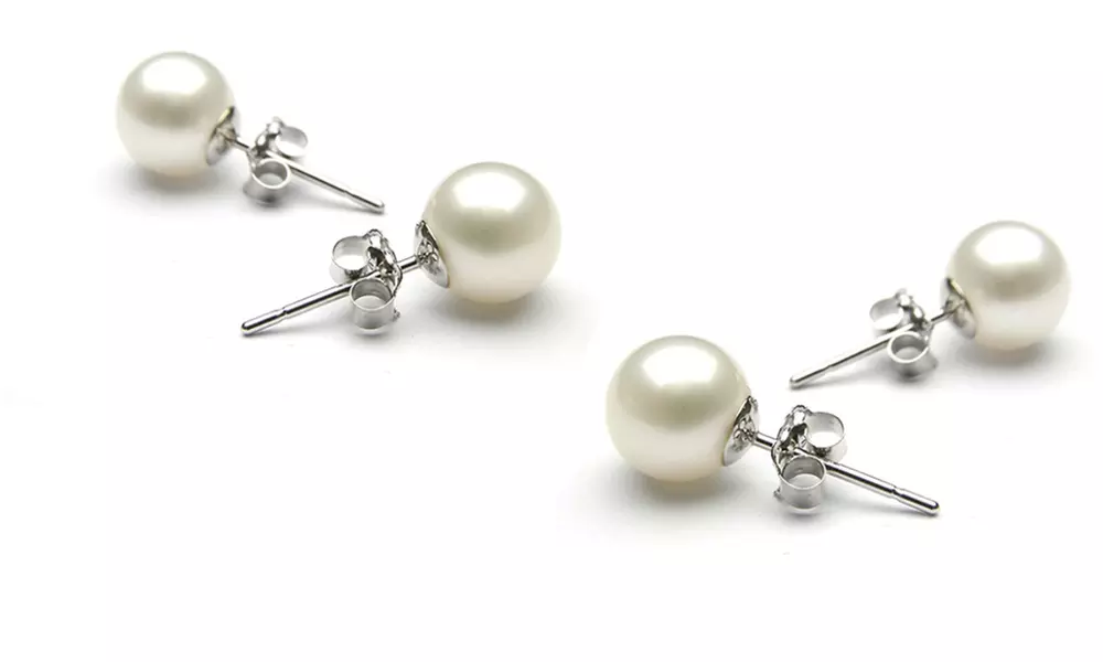 Set of 2 8mm Pearl Stud Earrings