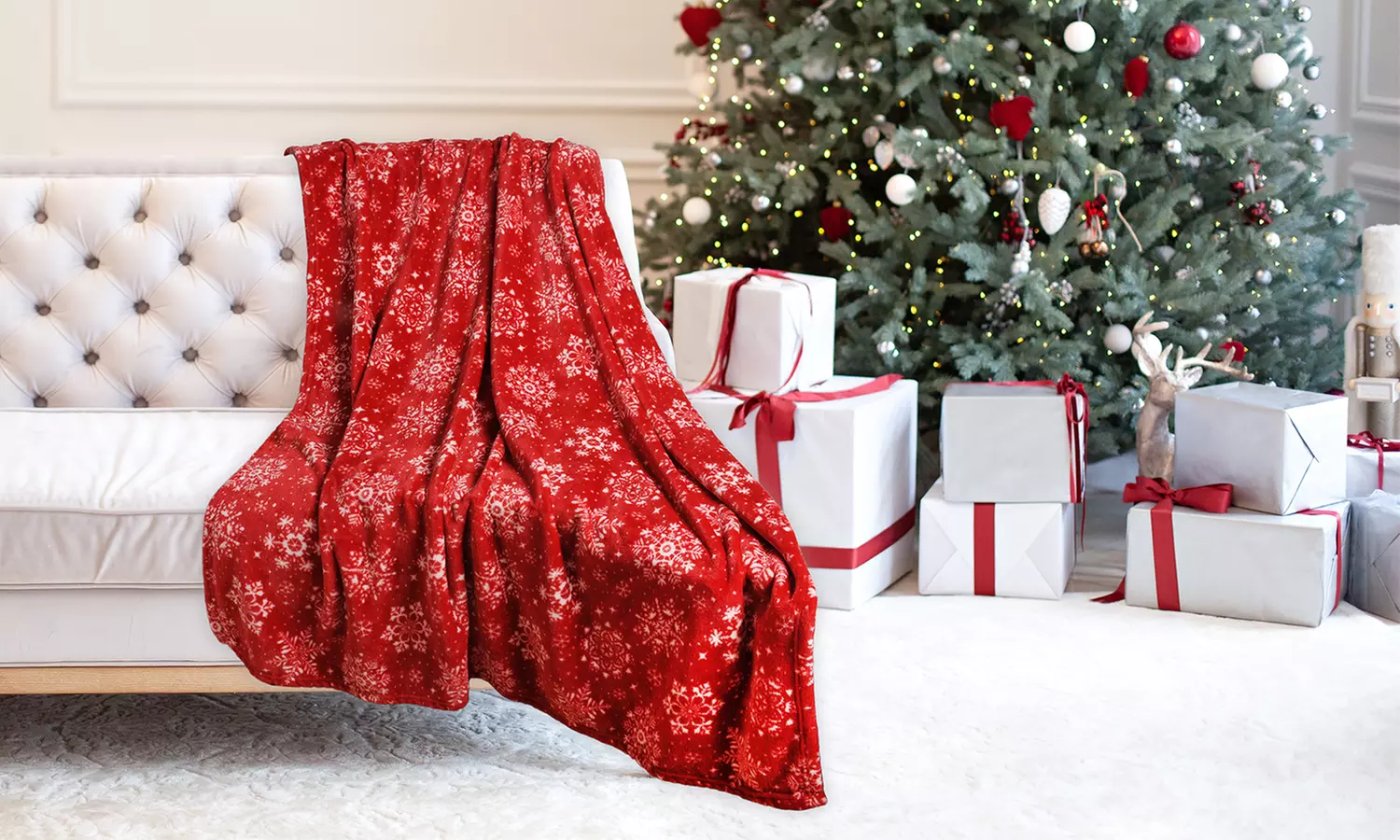 Kathy Ireland Holiday Print Plush Flannel Throw Blanket