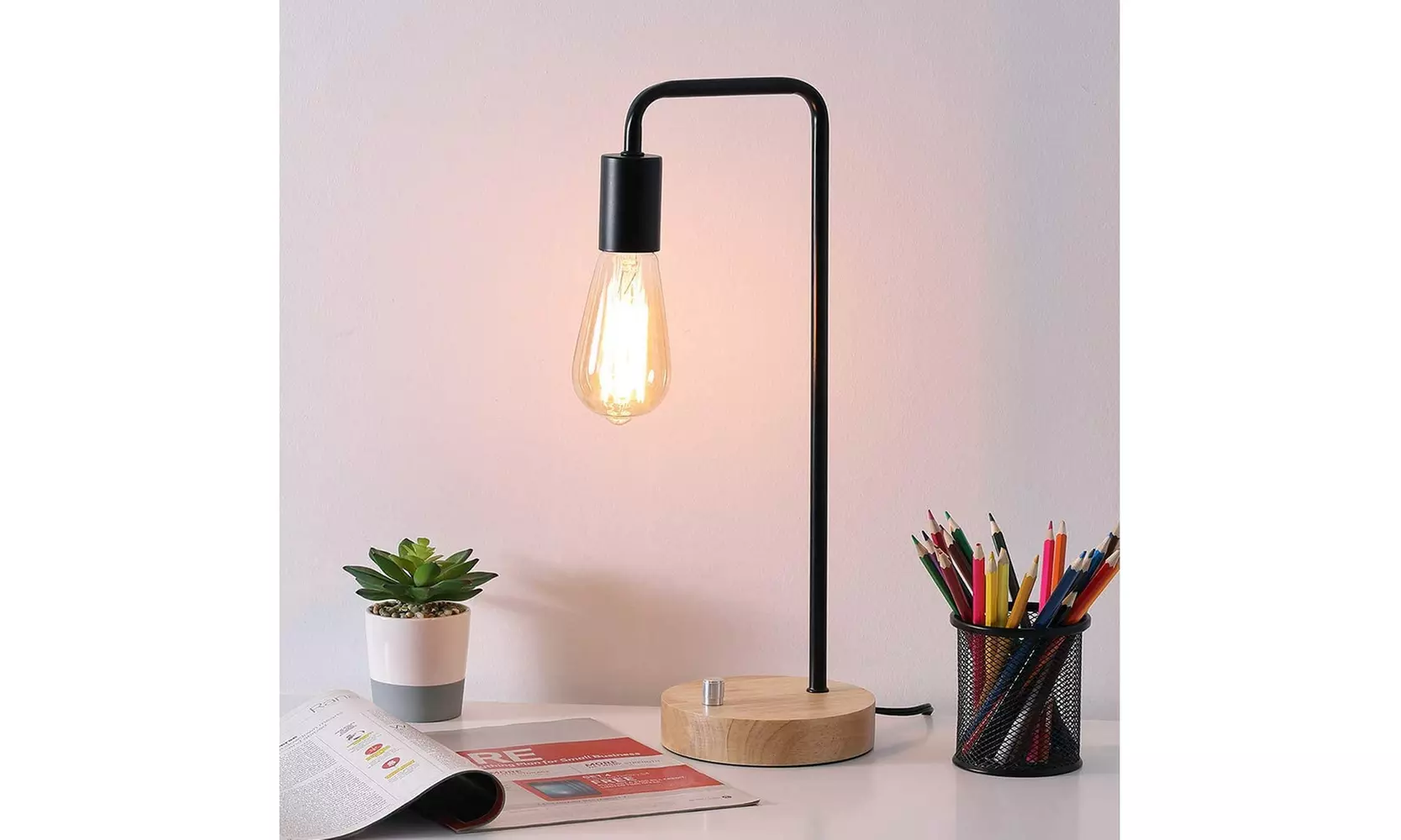 Creative table lamp Modern Bedside Light Fixtures for Bedroom Living Room
