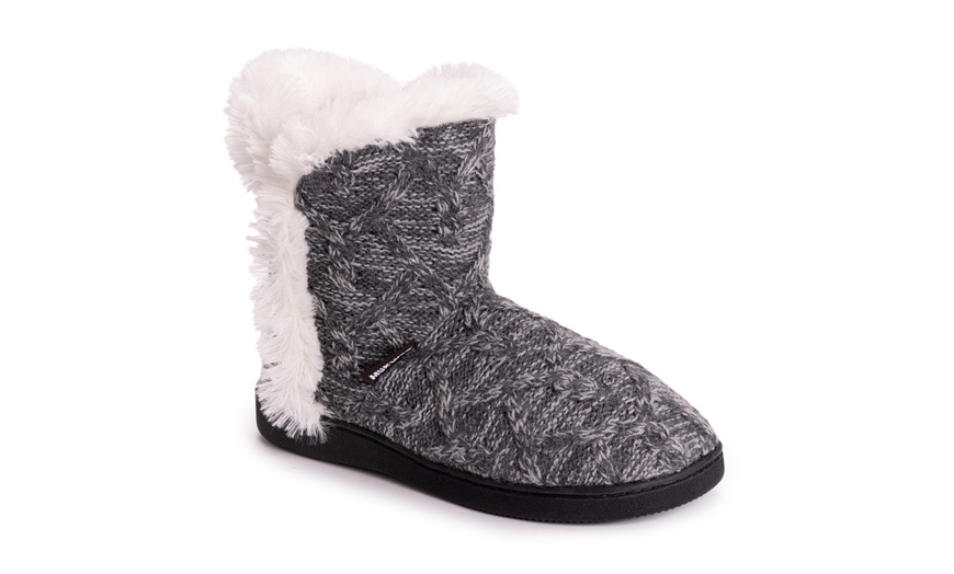 muk luks women's cheyenne slippers