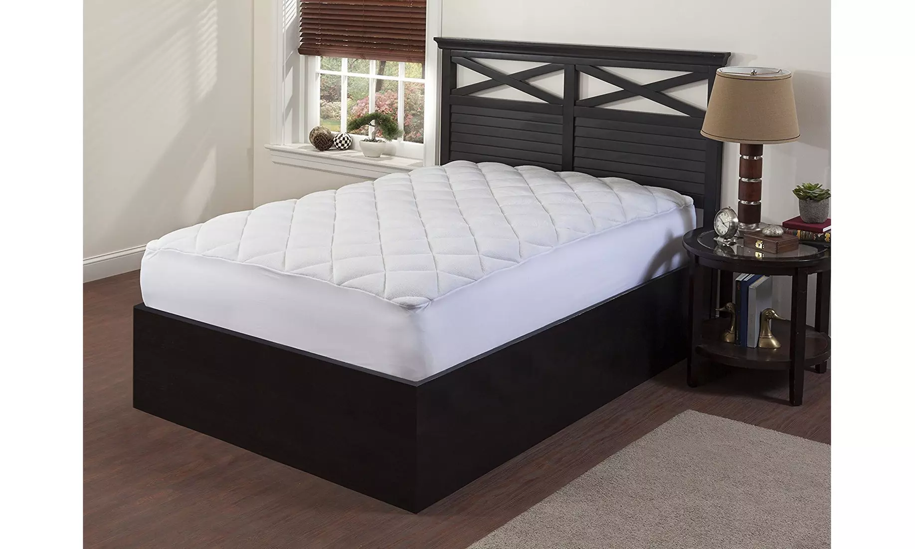 Double Puff Mattress Pad Extra Plush Fleece Down Alternative Fill - Primary Image