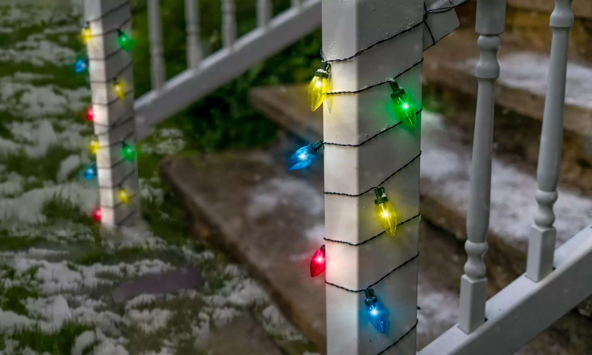 Touch Of ECO Celebrite Outdoor Solar Multi-Colored LED Christmas String Lights - Primary Image