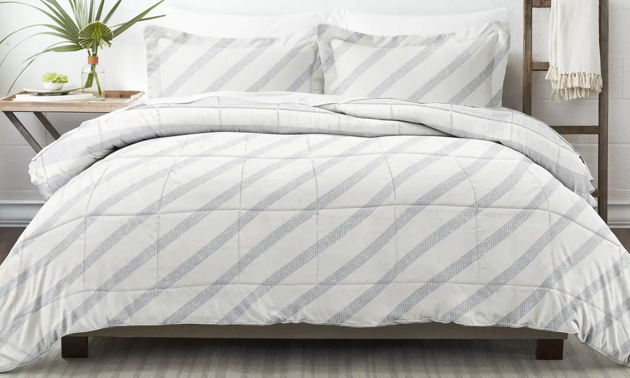 Home Collection Down Alternative Farmhouse Reversible Comforter Set