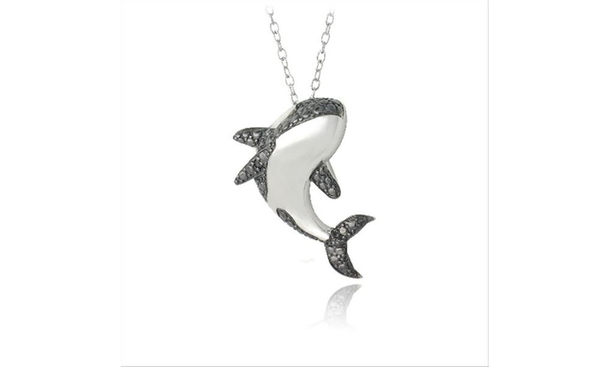 killer whale necklace