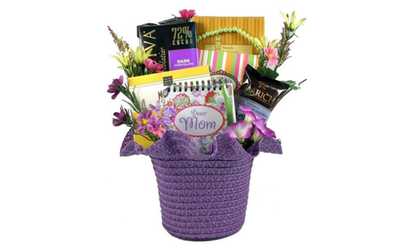 Gift Basket Village Gift Basket for Mom, A Mom So Dear
