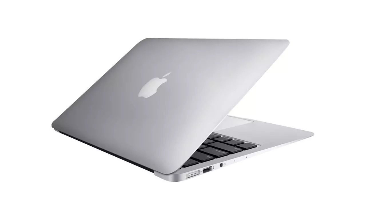 Apple MacBook Air (2017) 13.3" Intel i5 1.8GHz 8GB 256GB SSD macOS X-Refurbished