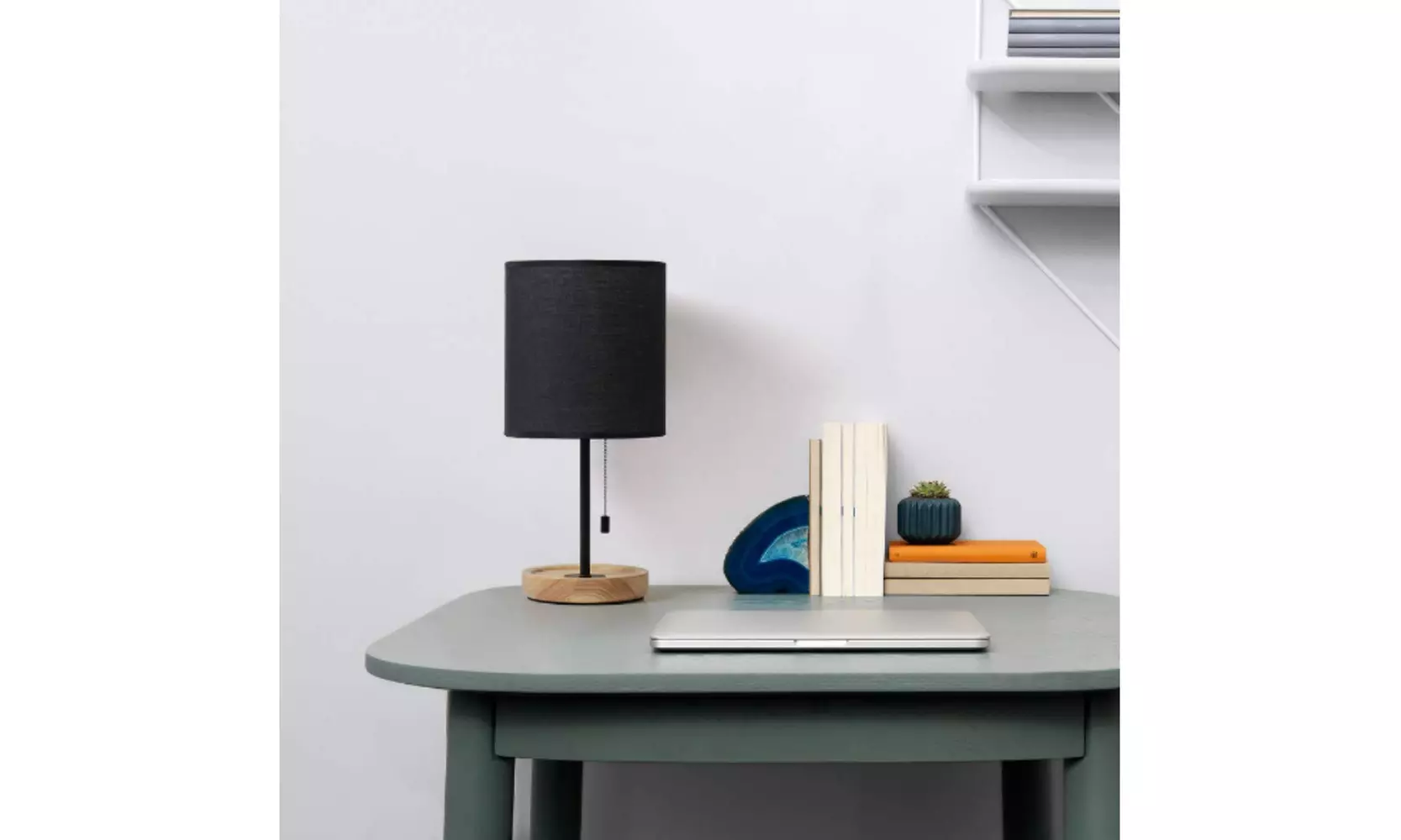Creative table lamp Modern Bedside Light Fixtures for Bedroom Living Room
