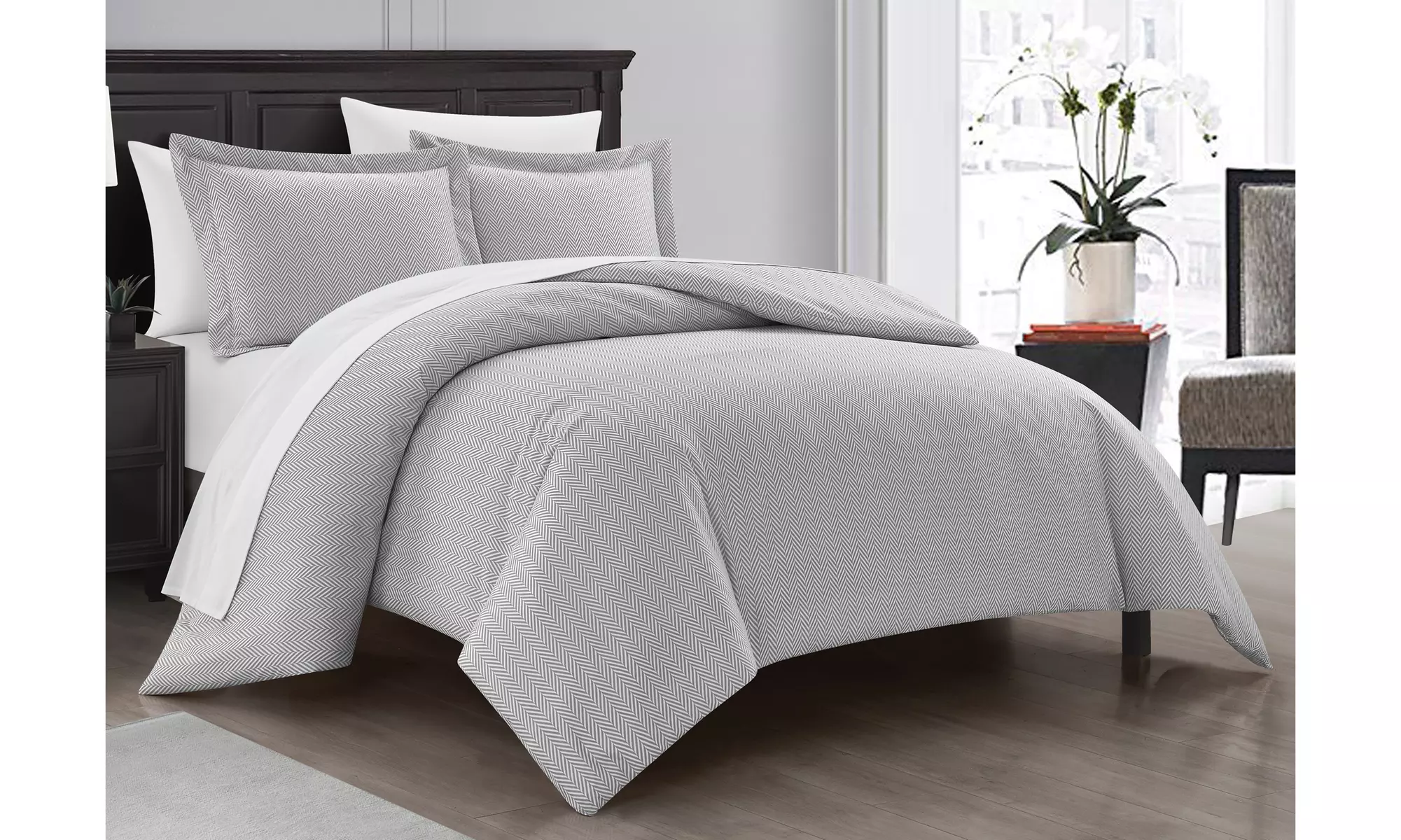 Aurelei 3 or 2 Piece Duvet Cover Set Graphic Herringbone Pattern - Primary Image