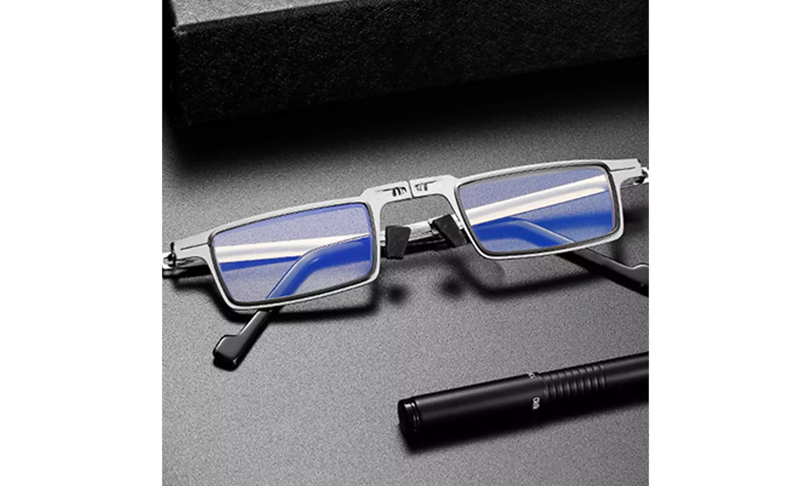 US 2-4Pairs Foldable Light Titanium Material Screwless Anti-Blue Reading Glasses