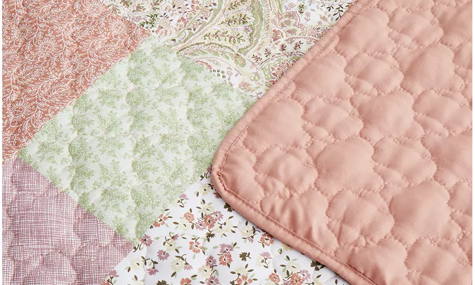 Peace Nest Soft Reversible Print Quilted Coverlet Set
