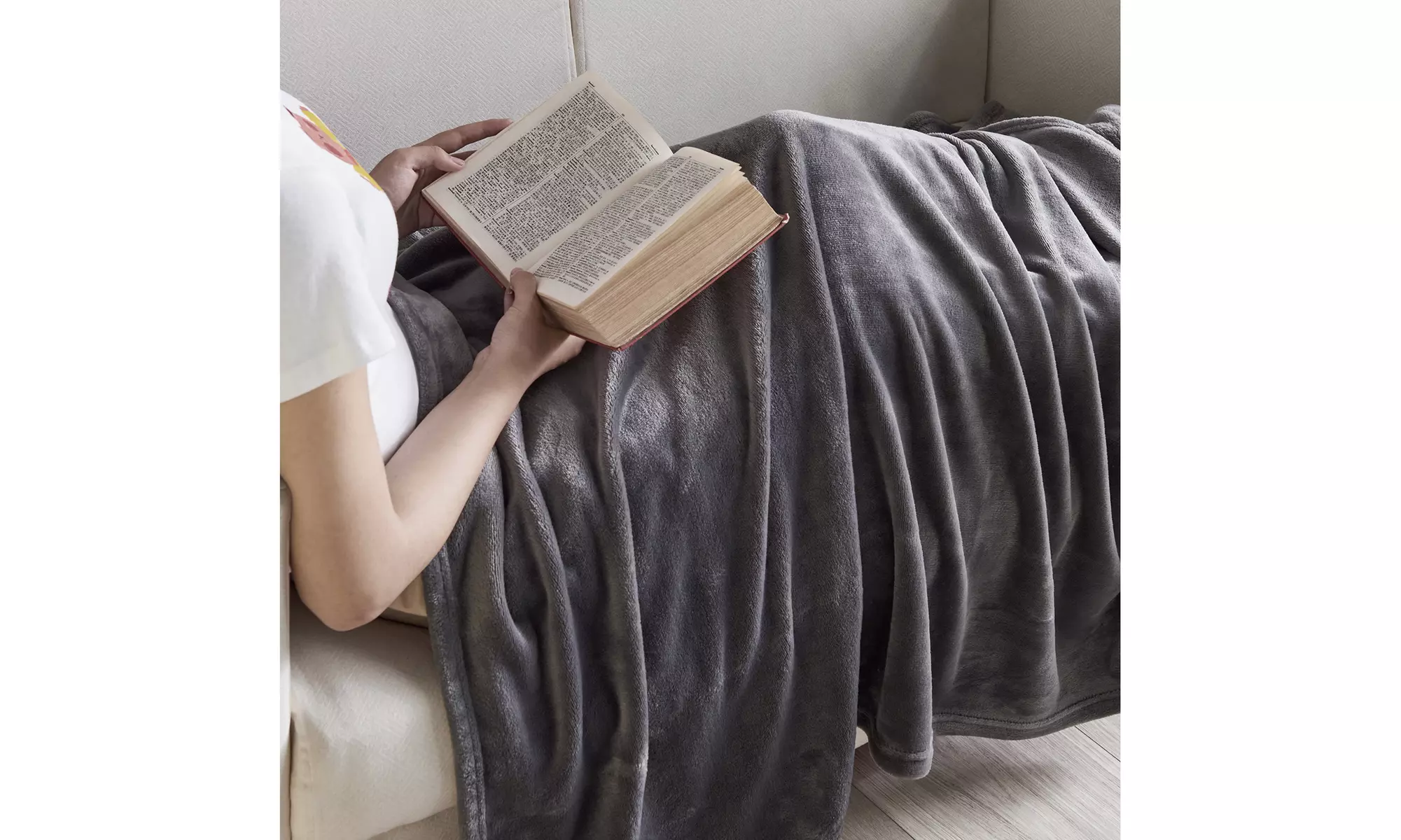 Soft Flannel Fleece Throw Blanket For Sofa Couch Travel