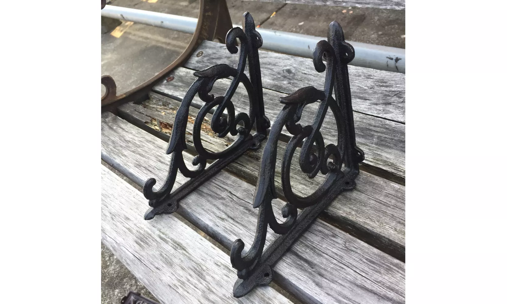 A Pair Antique Style Cast Iron Brackets Garden Braces Rustic Shelf Bracket Black - Primary Image