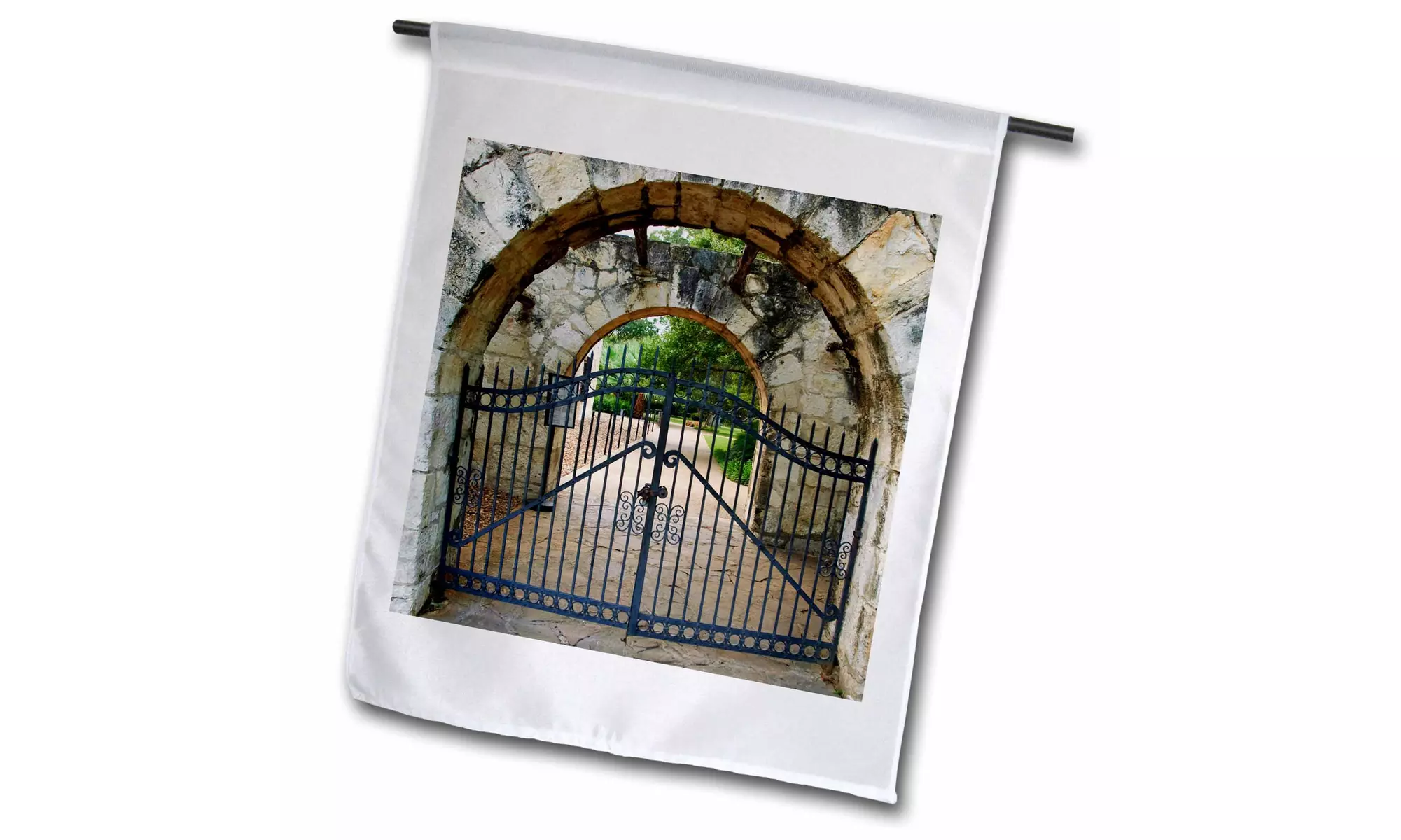  Garden Flag Texas, San Antonio. The Alamo - US44 MDE0068 - Second Medium