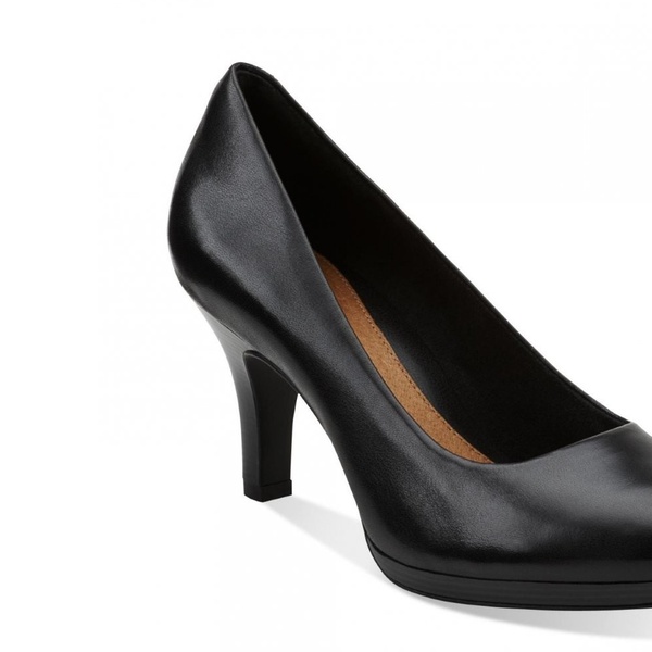 clarks tempt appeal pump