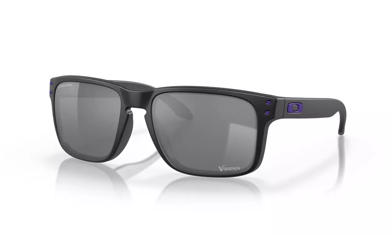 Deals groupon oakley sunglasses