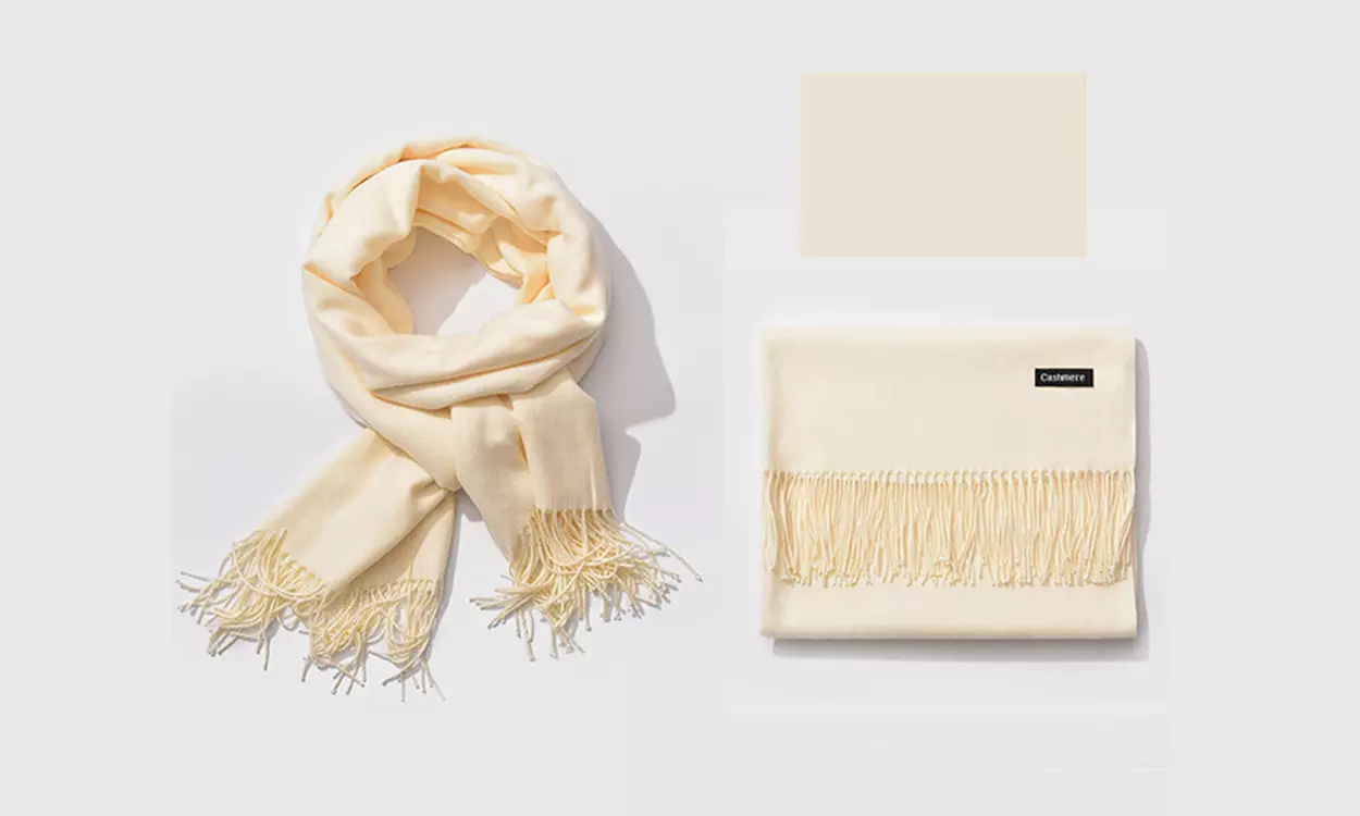Cashmere Shawls With Soft Fringe
