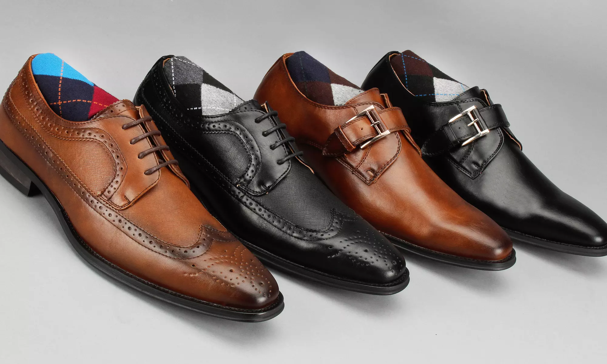 Vincent Cavallo Men's Dress Shoes with Free Argyle Socks (Size 11) - Primary Image