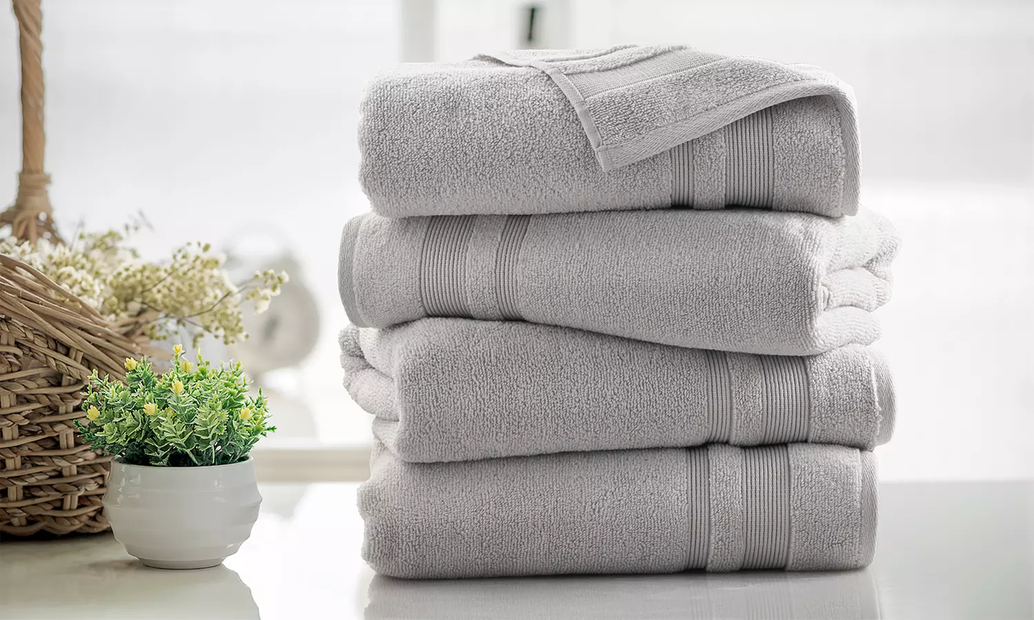 Kathy Ireland 4 Pack Zero Twist Cotton Plush Bath Towel Set 