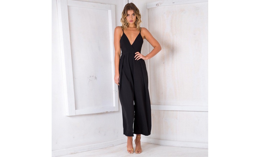 Image 5: Women's Jumpsuits Rompers Deep V Neck Strappy Backless Bow Knot Loose Jumpsuits