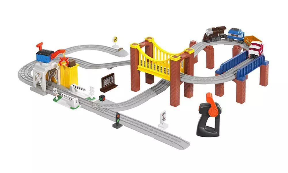 Lionel Little Lines Train Play Set - Second Medium