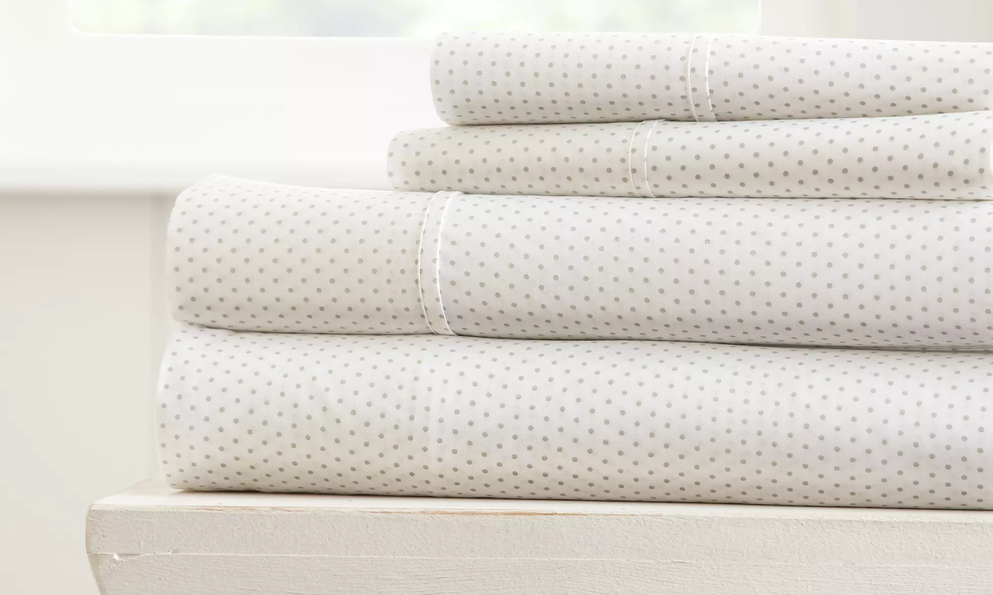 Merit Linens Premium Geometric Inspired Ultra Soft 4 Piece Bed Sheet Set