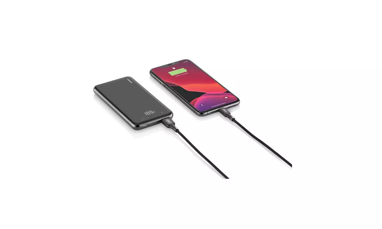 Ubio Labs Silhouette 6,000mAh Portable Power Bank (Black) - Second Medium