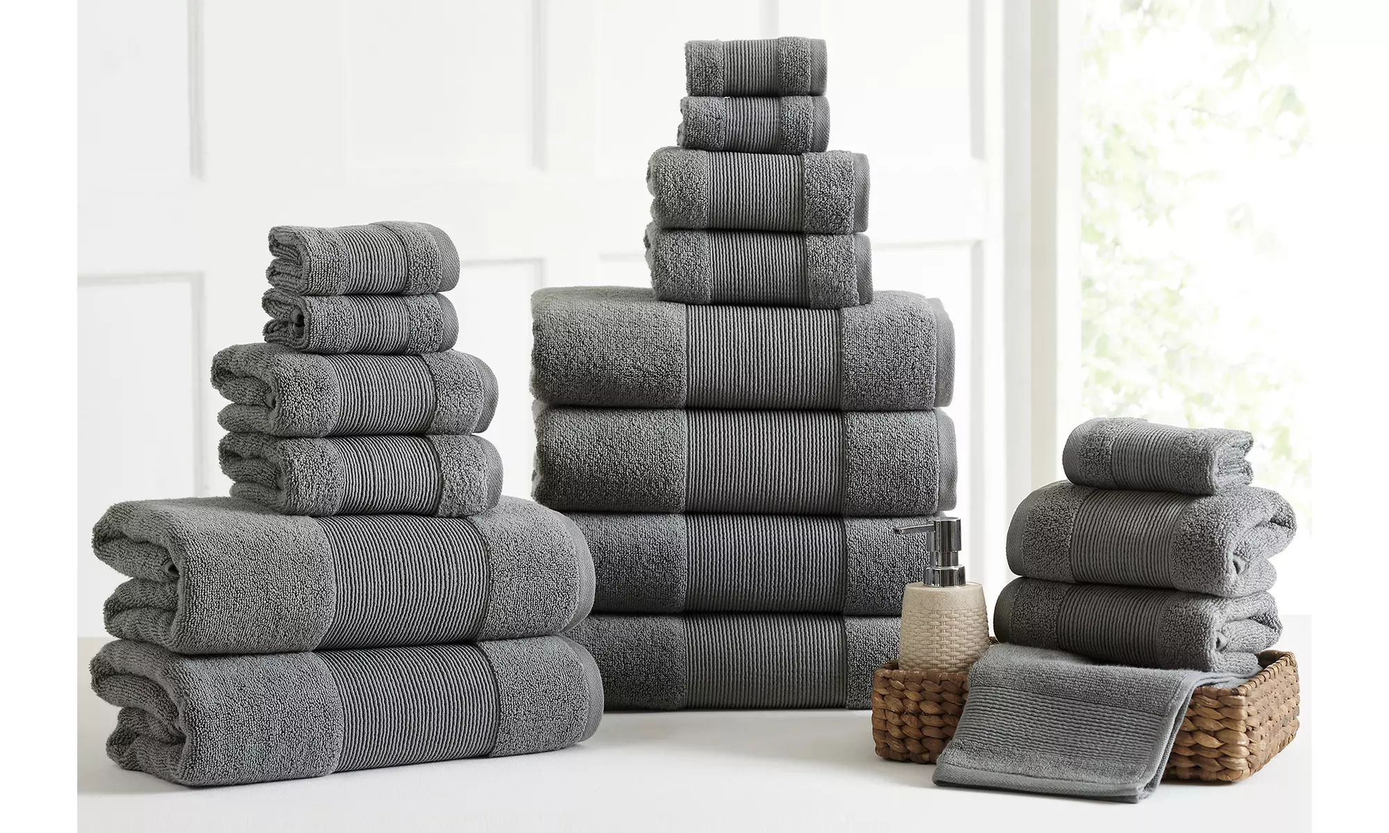 18 pc Aircloud towel set - Primary Image