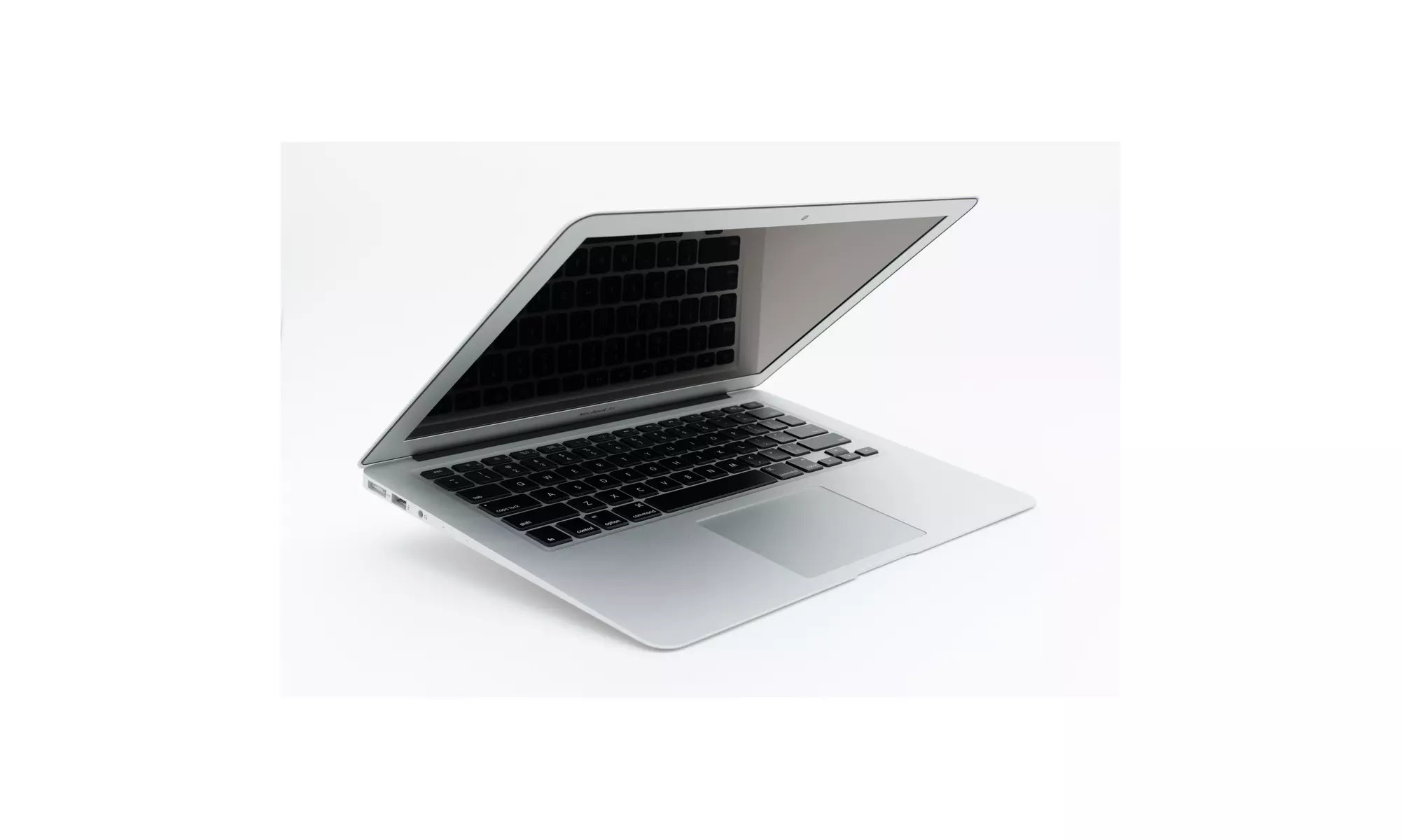 Apple 13.3" MacBook Air, MMGF2LL/A, DCi5-1.6GHz/8GB RAM/128GB Flash (Scratch  D - Second Medium