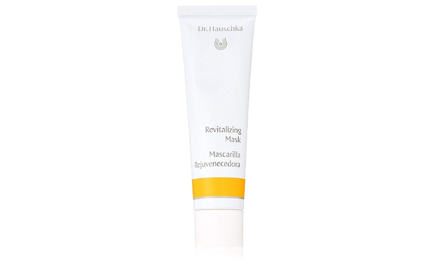 Image 5: Up to Six-Pack Dr Hauschka Revitalising Mask 30 ml - Softens Acne Scars