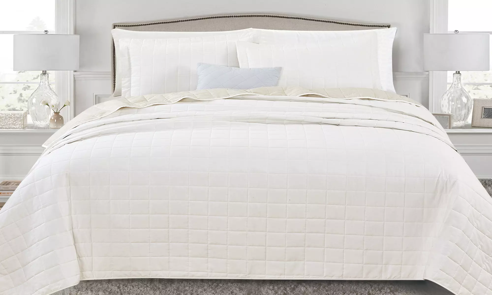 Premium Solid Quilt Set (2- or 3-Piece)