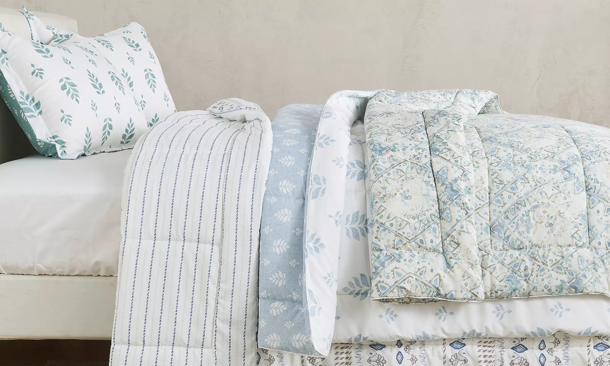 FreshFolds Patterned Reversible Down Alternative Comforter Set