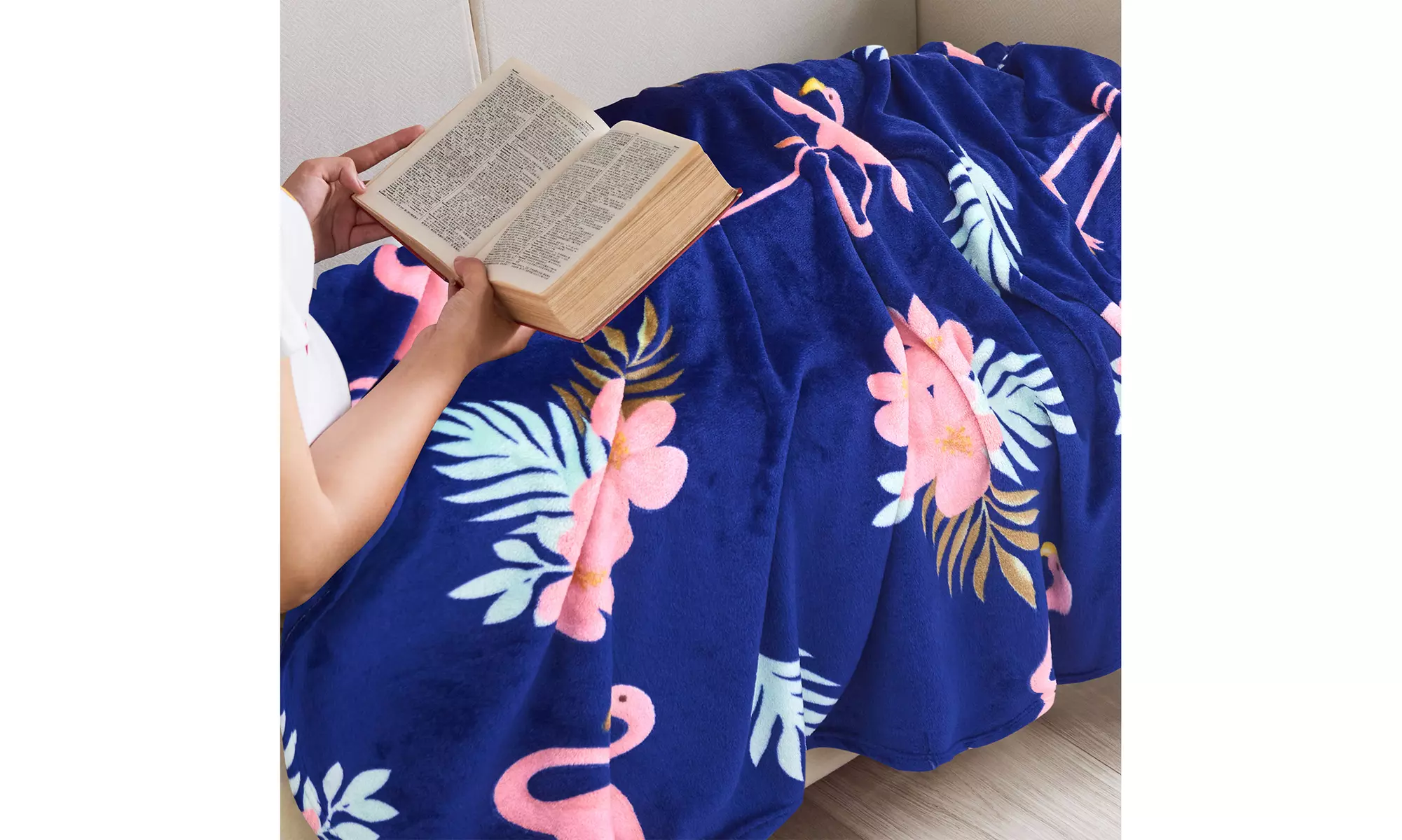 Soft Flannel Fleece Throw Blanket For Sofa Couch Travel