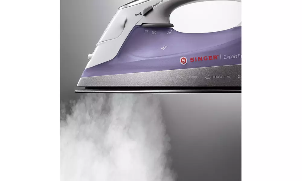 Singer Expert Finish Iron - Primary Image