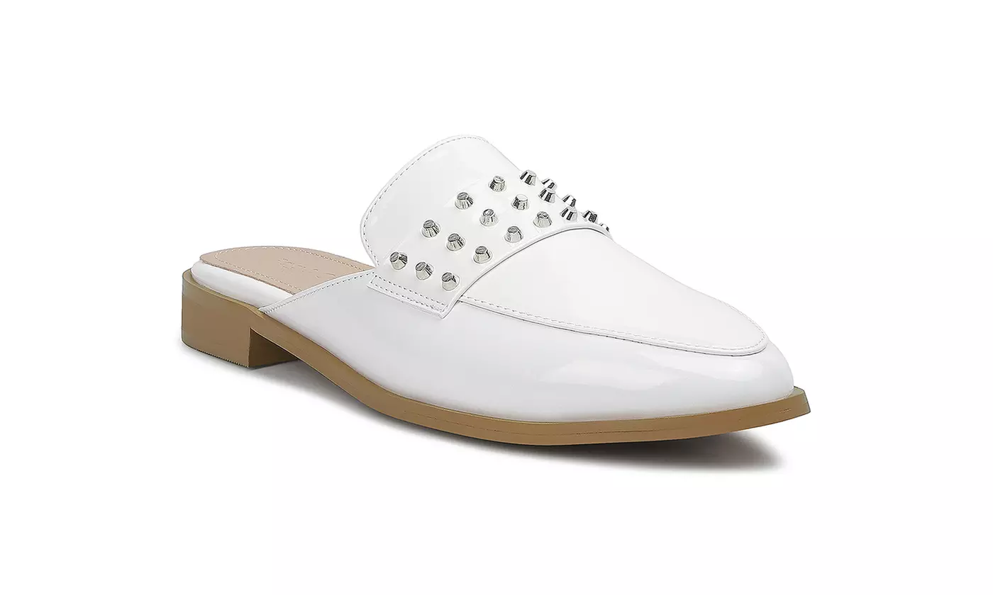 Richelli Metallic Sling Detail Loafers In White & Red
