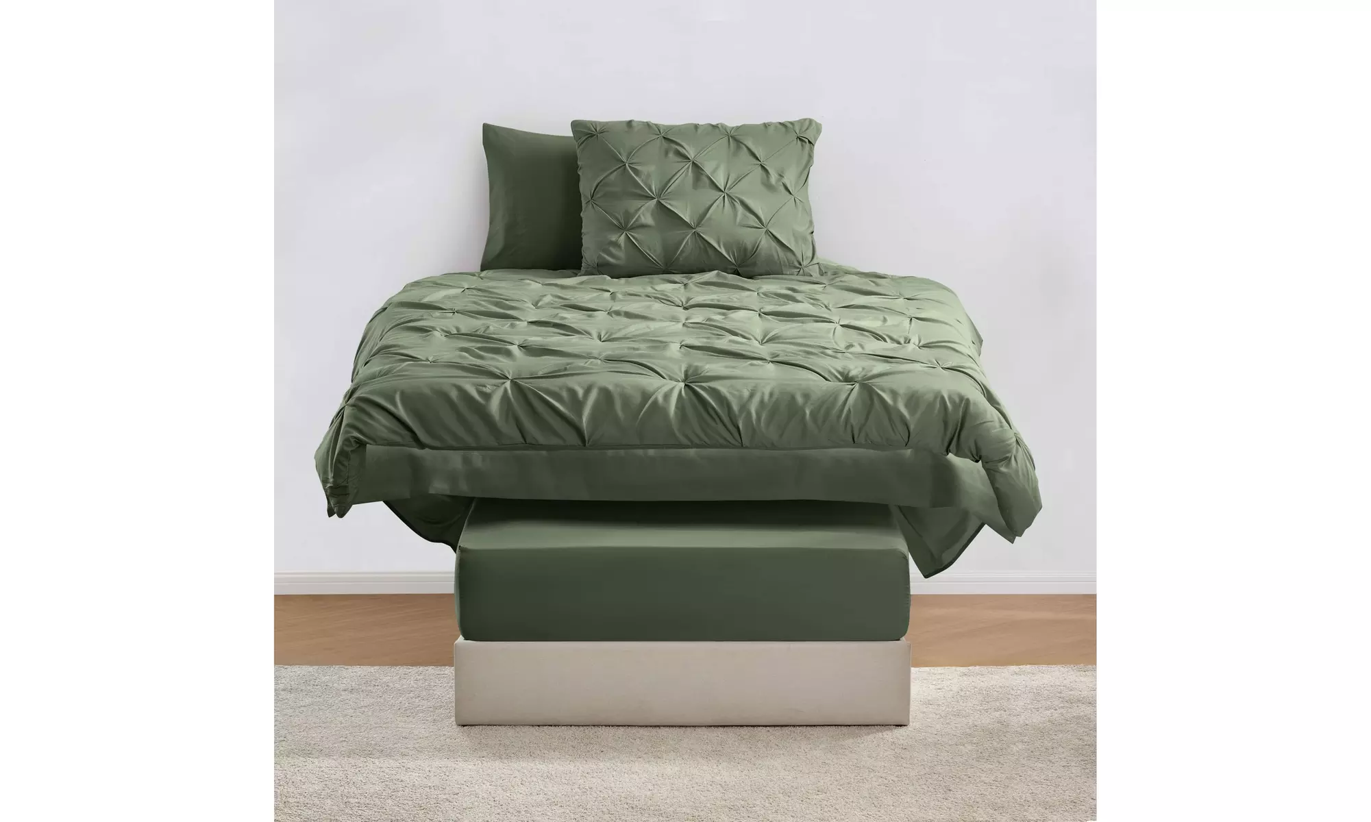 Nestl 5-7Pc Pinch Pleat  Bed in a Bag Set