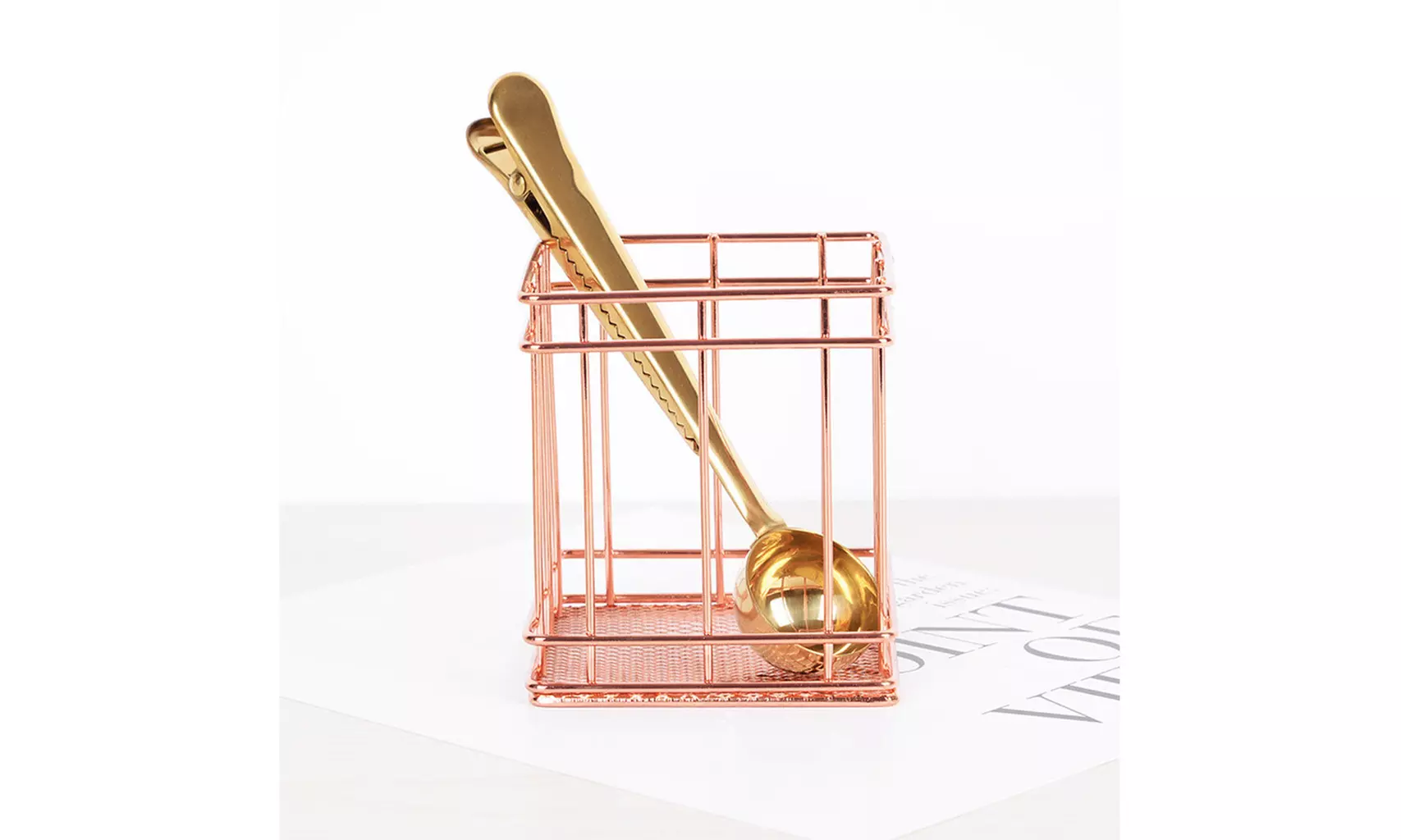 D Metal Pen Pencil Holder Oval Shape Desk Stationery Organizer Wired Mesh Design - Primary Image