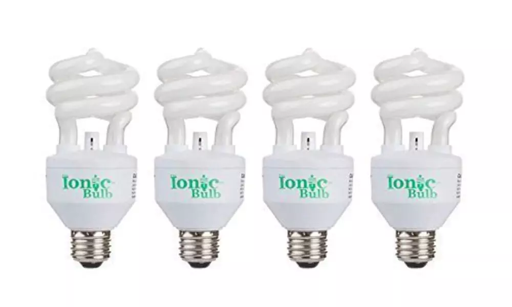 Ionic Light Bulbs with Built-In Air Purifier (4-Pack) - Primary Image