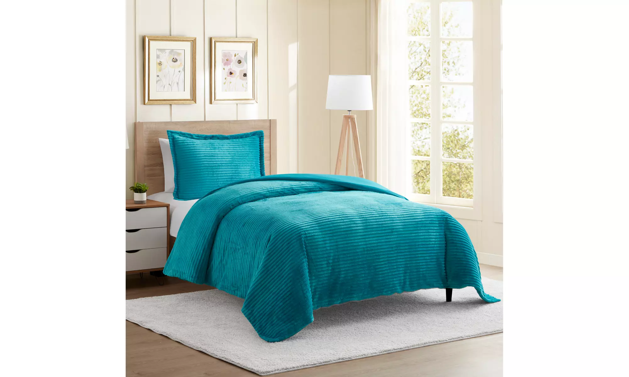 Nestl Plush Duvet Cover Set - Reversible Flannel Comforter Cover & Pillowcases