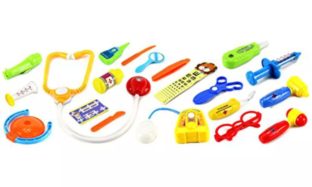 Fun Doctor Pretend Toy Medical Kit Play Set w/ Light Up Tools (Colors May Vary) - Primary Image