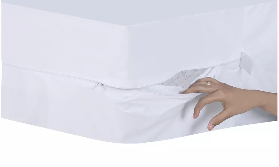 Feather & Stitch Premium Waterproof & Bed Bug Proof Zippered Mattress Protector - Primary Image