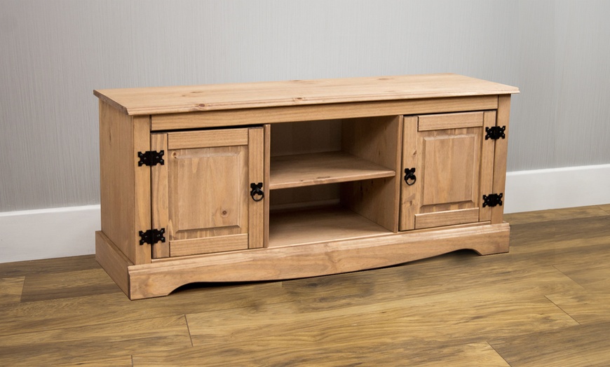 Image 5: Vida Designs Corona TV Unit