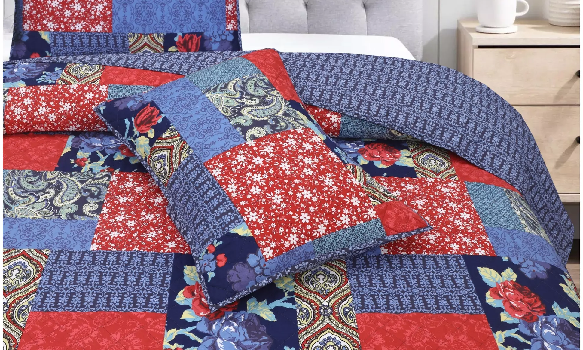 3 Piece Quilt Set Lightweight Bedspread with 2 Matching Pillow Shams Bedding Set