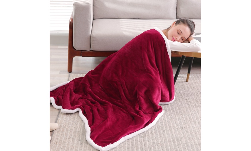 Groupon heated outlet throw