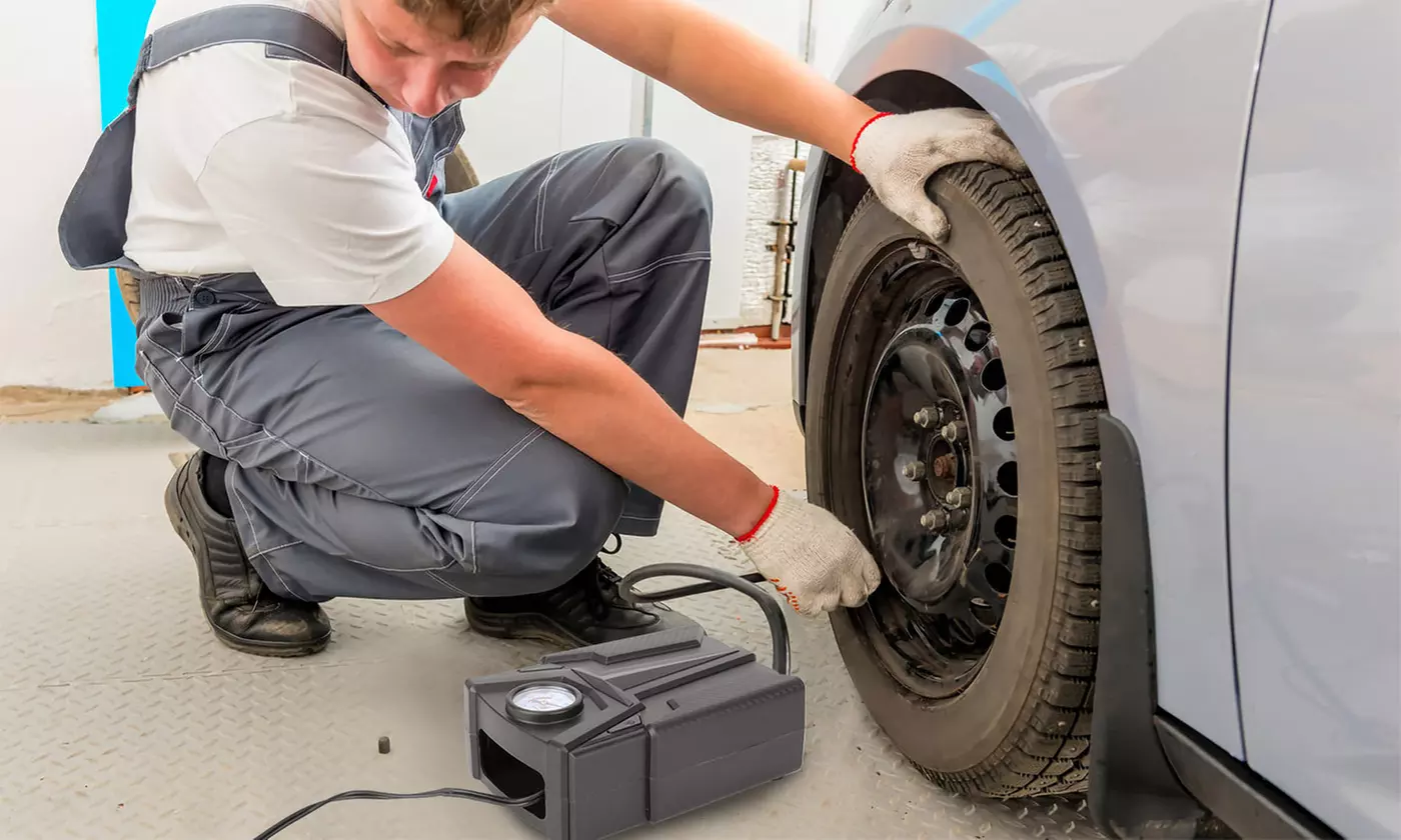 iMounTEK 12V DC 150PSI Tire Inflator with LCD Display & Auto Shut-Off