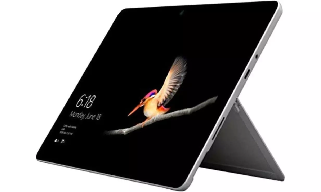 Microsoft Surface Go With Keyboard  &  STM Case Scratch & Dent - Second Medium