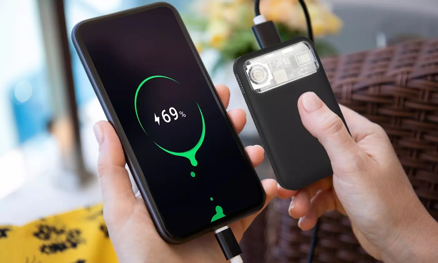 PowerMaster 10000mAh MagSafe Wireless Power Bank with 18W Fast Charging